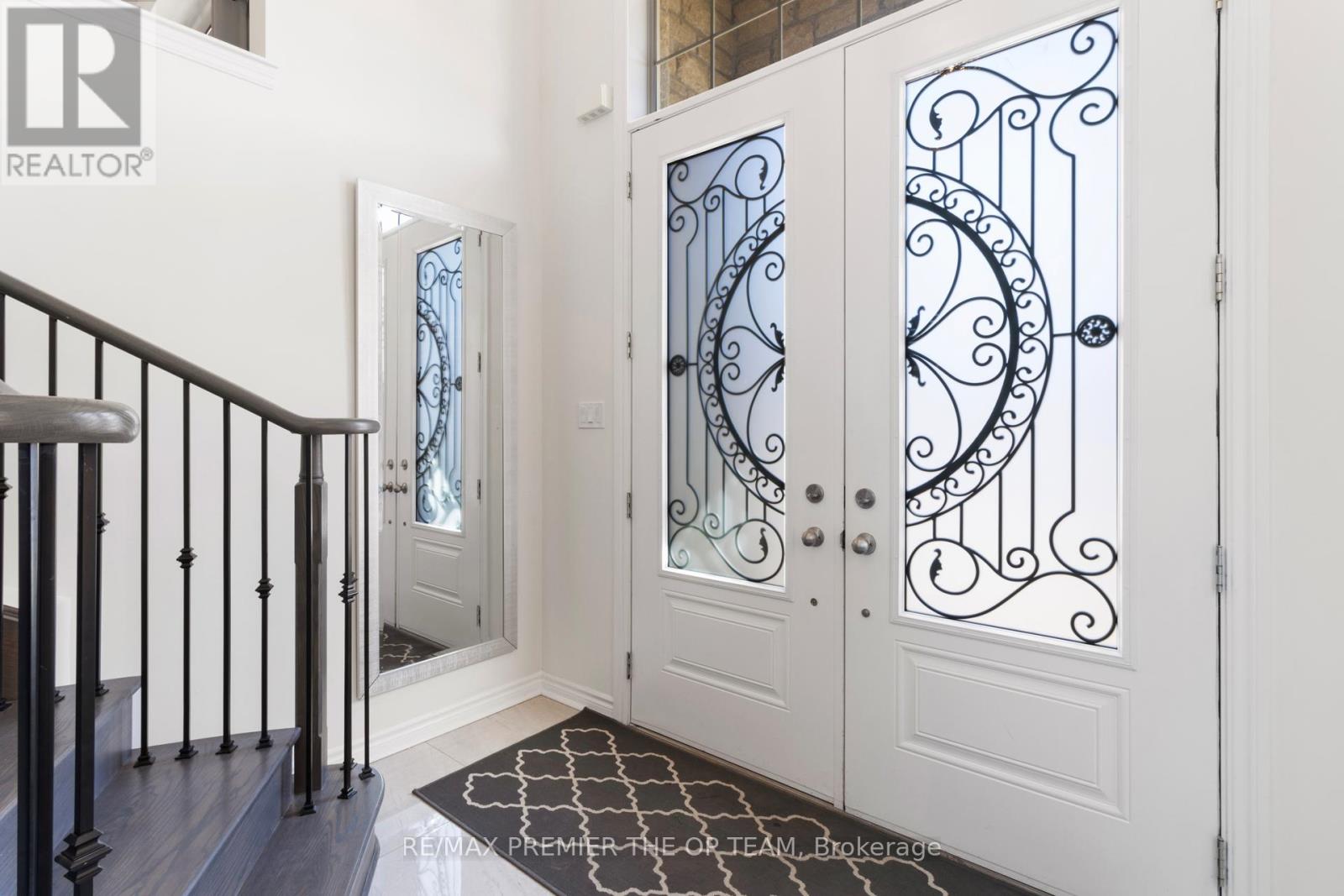 30 Bannockburn Drive, Vaughan, Ontario L4H 4P8 - Photo 3 - N12930428