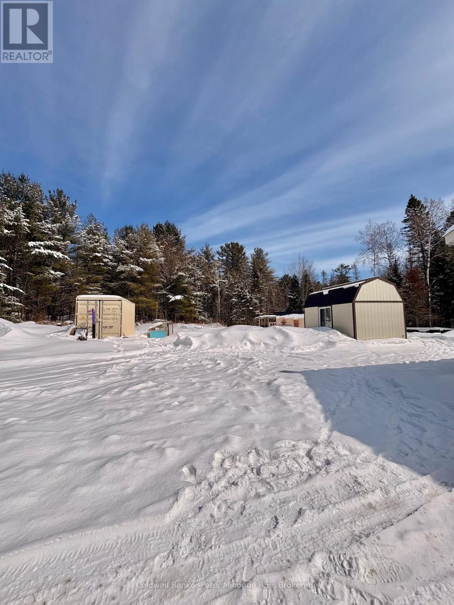 682 Donald Street, Papineau-Cameron, Ontario  P0H 1V0 - Photo 4 - X12934730