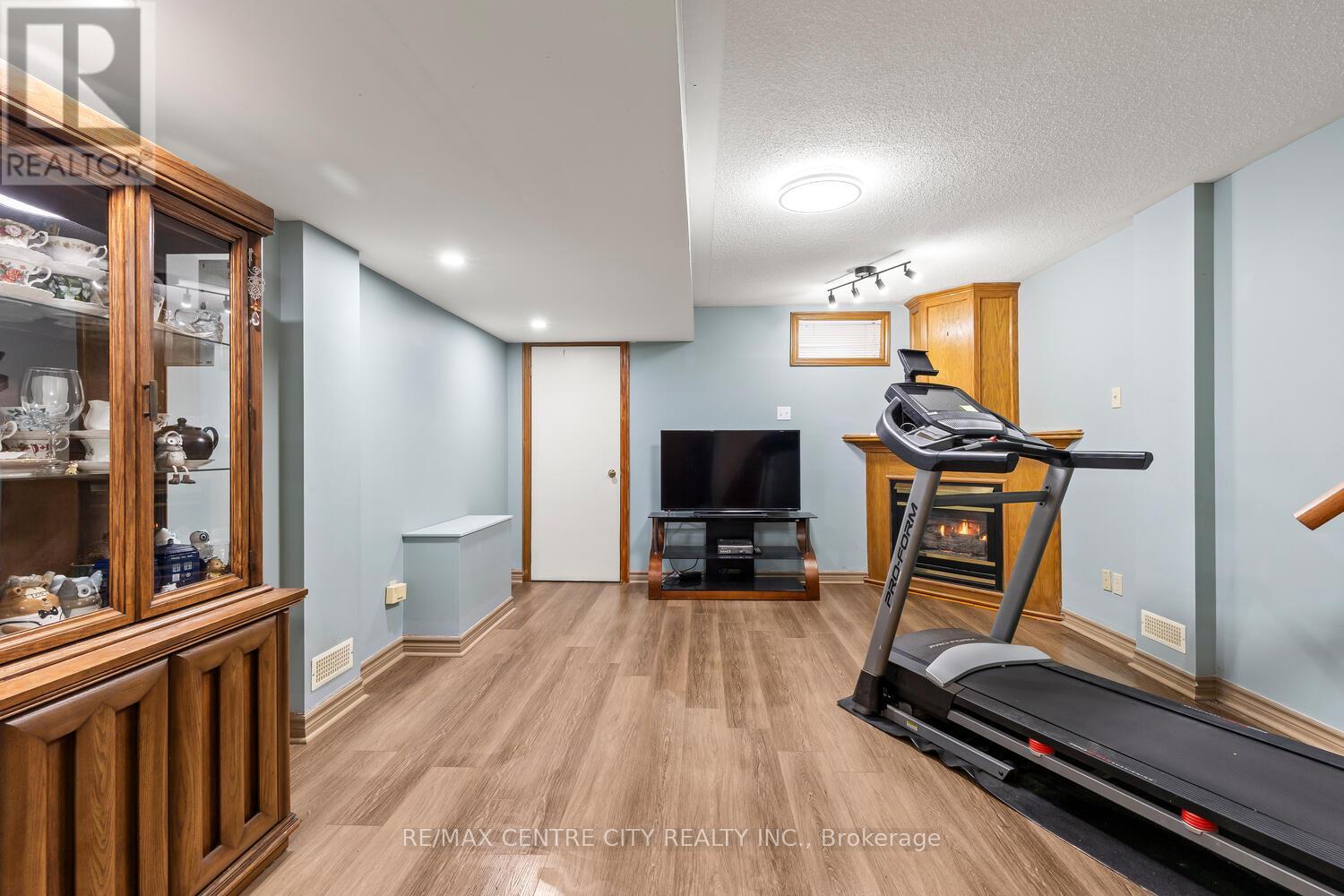 1 - 20 Kernohan Parkway, London South, Ontario  N6J 4Y3 - Photo 30 - X12934128