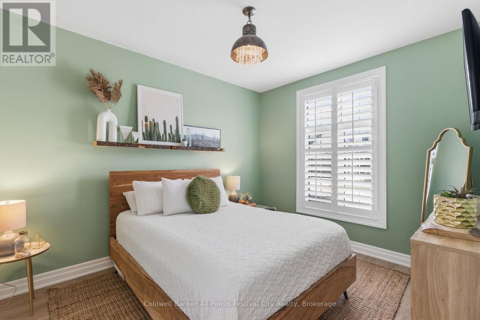 Unit #6 - 9861 Glendon Drive, Middlesex Centre, Ontario  N0L 1R0 - Photo 11 - X12934856