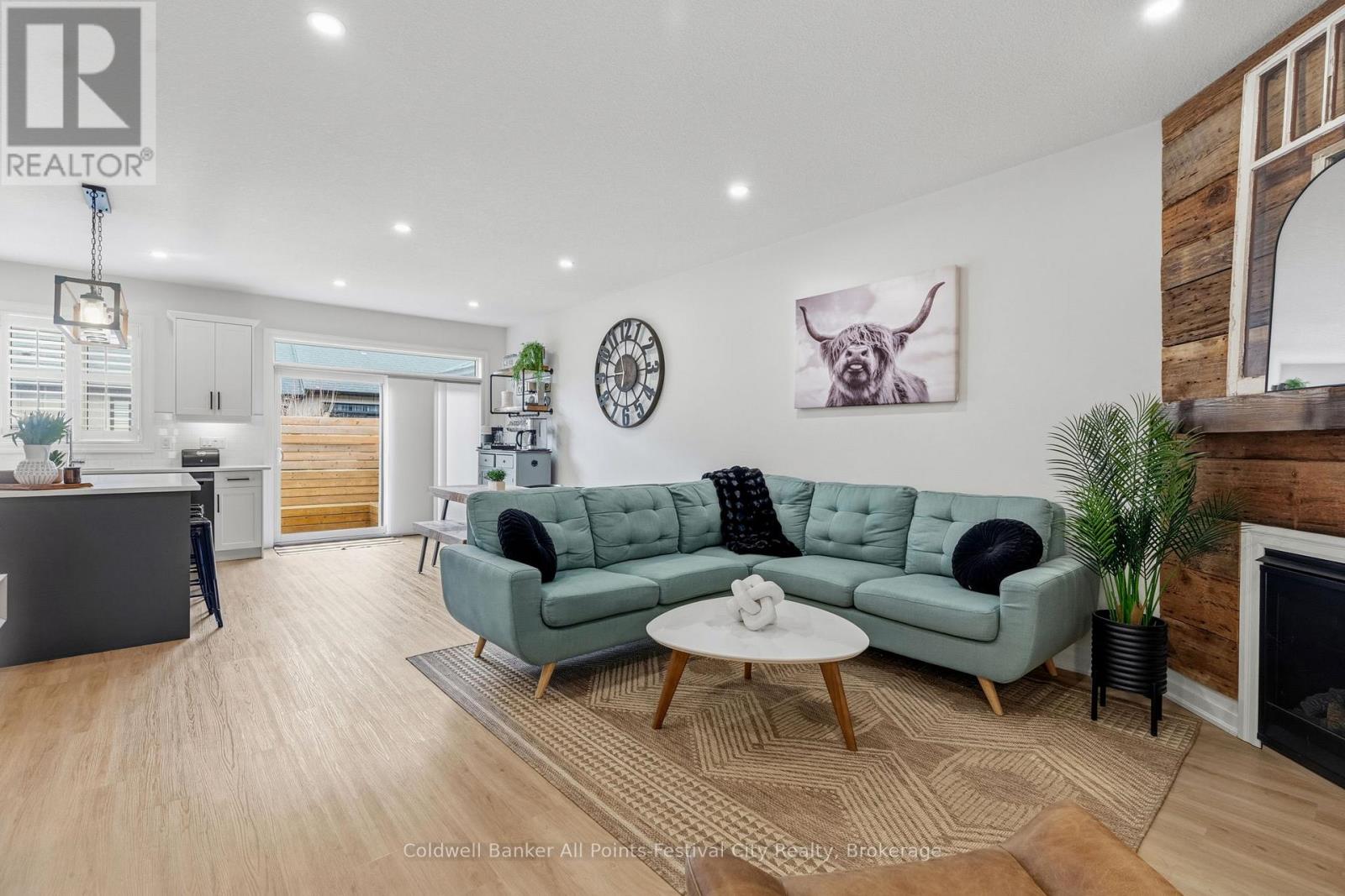 Unit #6 - 9861 Glendon Drive, Middlesex Centre, Ontario  N0L 1R0 - Photo 17 - X12934856