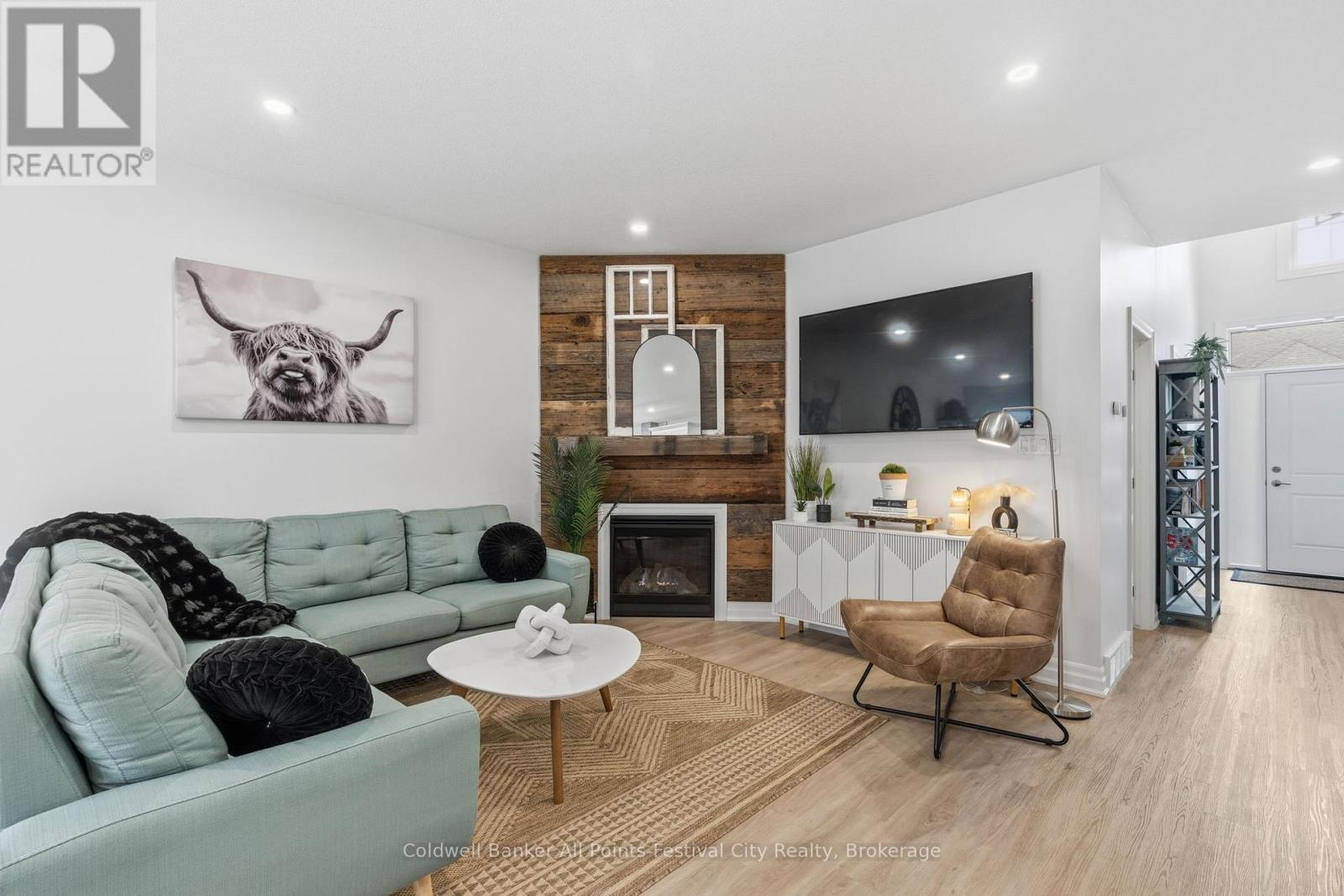 Unit #6 - 9861 Glendon Drive, Middlesex Centre, Ontario  N0L 1R0 - Photo 18 - X12934856