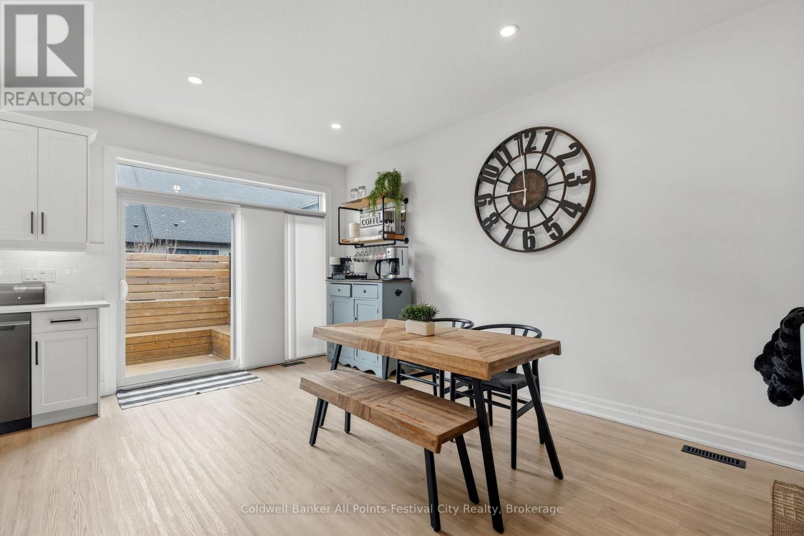 Unit #6 - 9861 Glendon Drive, Middlesex Centre, Ontario  N0L 1R0 - Photo 20 - X12934856