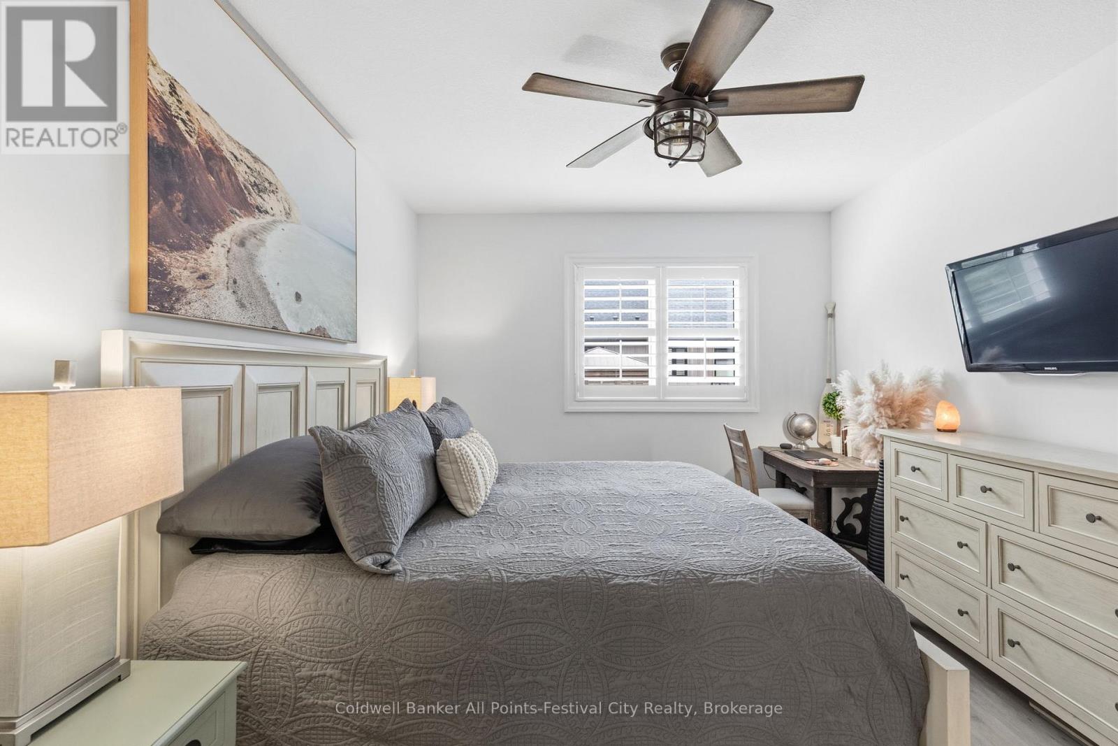 Unit #6 - 9861 Glendon Drive, Middlesex Centre, Ontario  N0L 1R0 - Photo 28 - X12934856