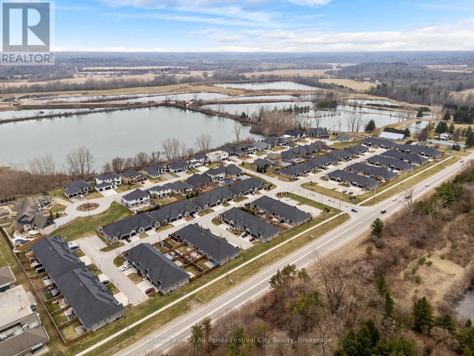 Unit #6 - 9861 Glendon Drive, Middlesex Centre, Ontario  N0L 1R0 - Photo 48 - X12934856