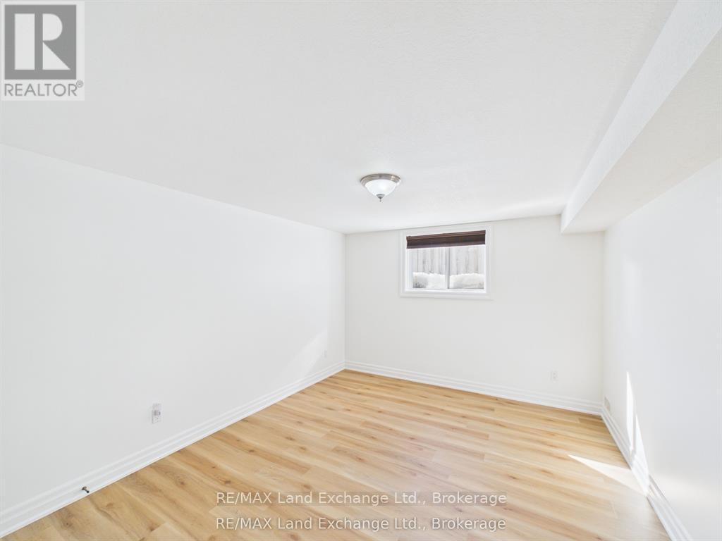 231 Park Street, Kincardine, Ontario  N2Z 0A5 - Photo 17 - X12934932