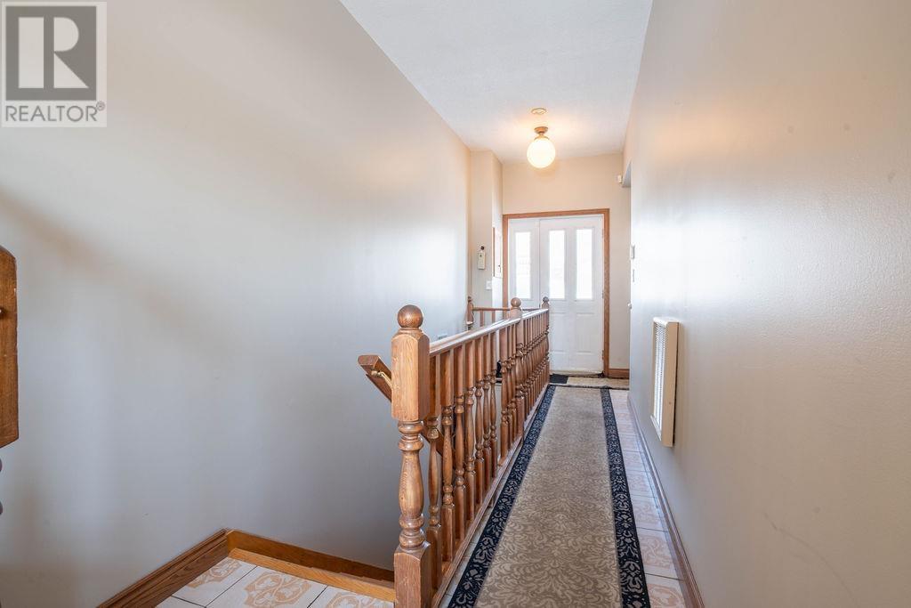 261 Kingsford Rd, Sault Ste. Marie, Ontario  P6C 2V9 - Photo 7 - SM260564