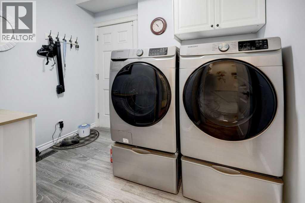 2033 Sagewood Point SW, Airdrie, Alberta  T4b 3P1 - Photo 12 - A2293088