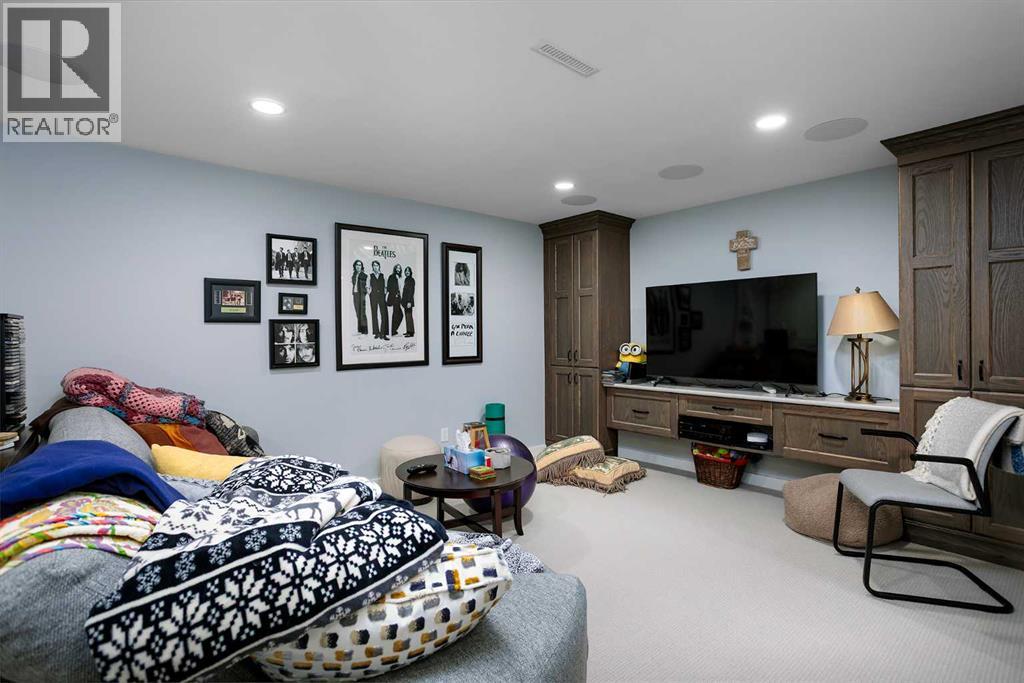 4505 66 Streetclose, Camrose, Alberta  T4V 2T1 - Photo 18 - A2294915