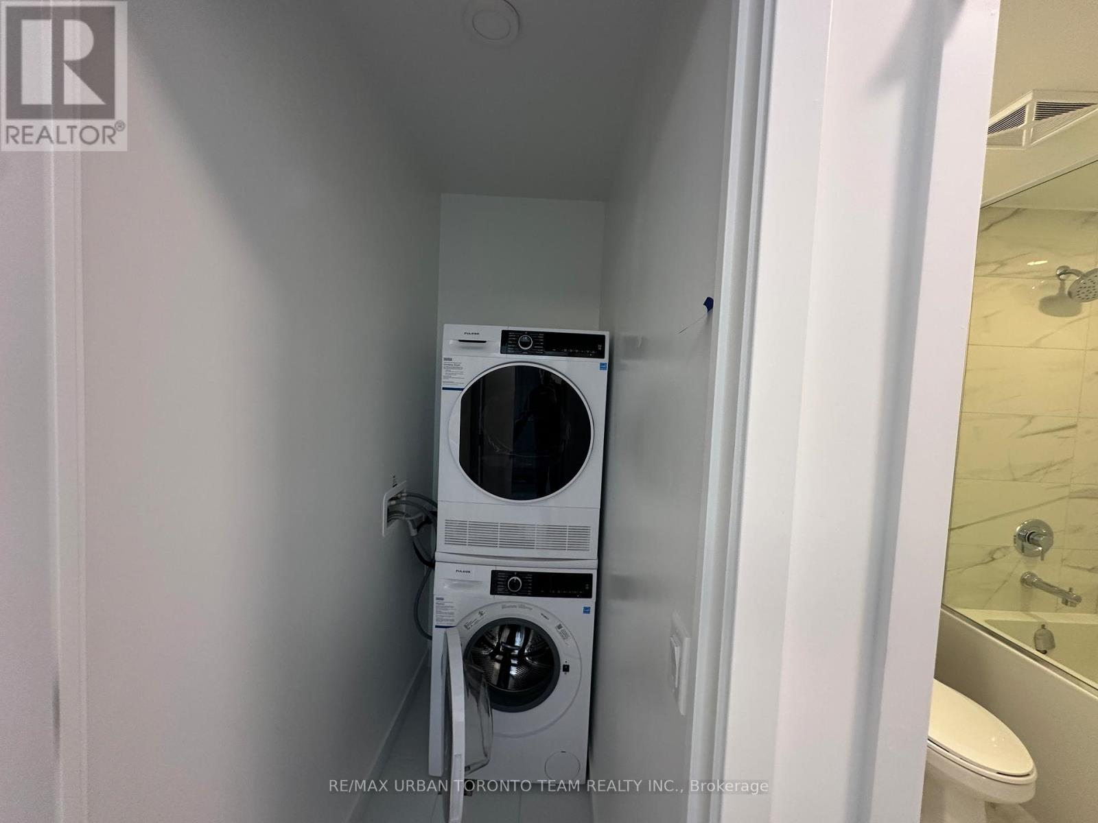 3608 - 180 Front Street E, Toronto, Ontario  M5A 0K9 - Photo 13 - C12934740