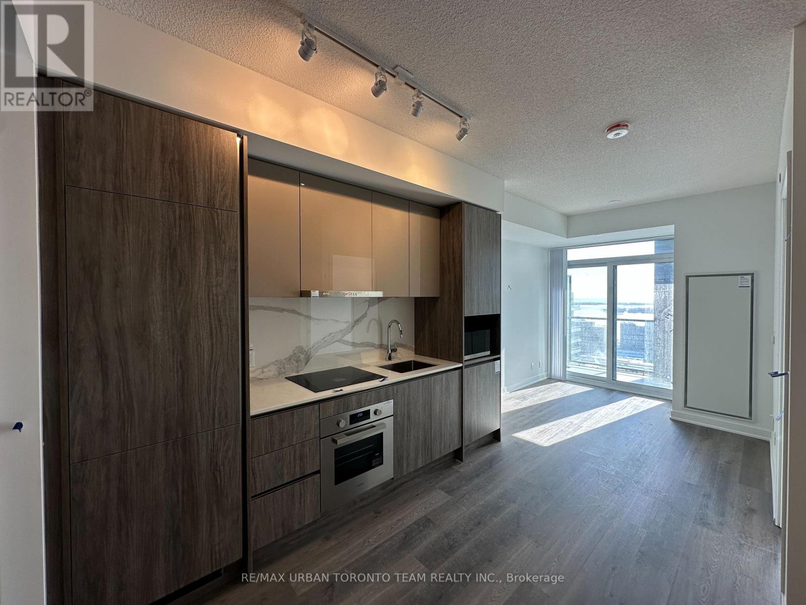 3608 - 180 Front Street E, Toronto, Ontario  M5A 0K9 - Photo 3 - C12934740