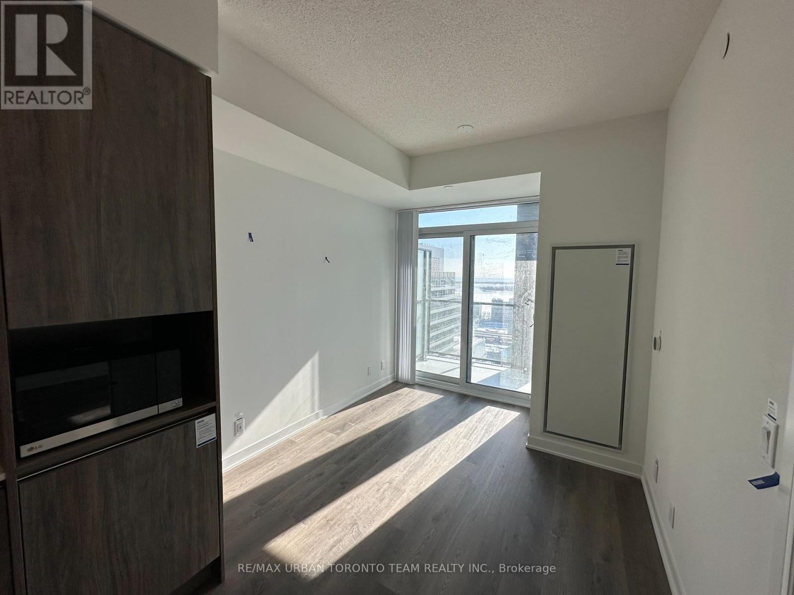 3608 - 180 Front Street E, Toronto, Ontario  M5A 0K9 - Photo 6 - C12934740