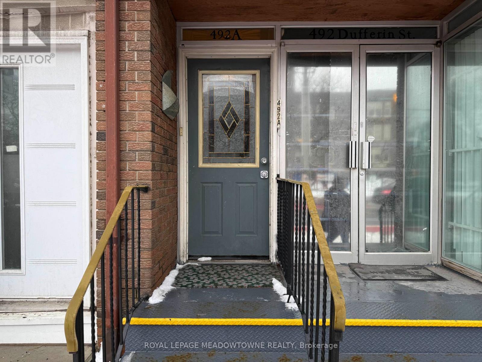 A - 492 Dufferin Street, Toronto, Ontario  M6K 2A5 - Photo 2 - C12934754