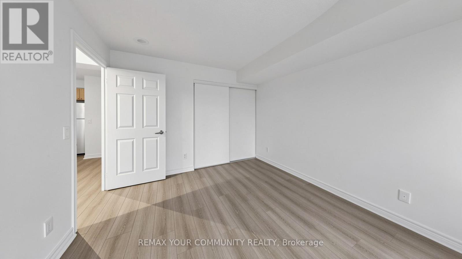 2701 - 763 Bay Street, Toronto, Ontario  M5G 2R3 - Photo 19 - C12934778