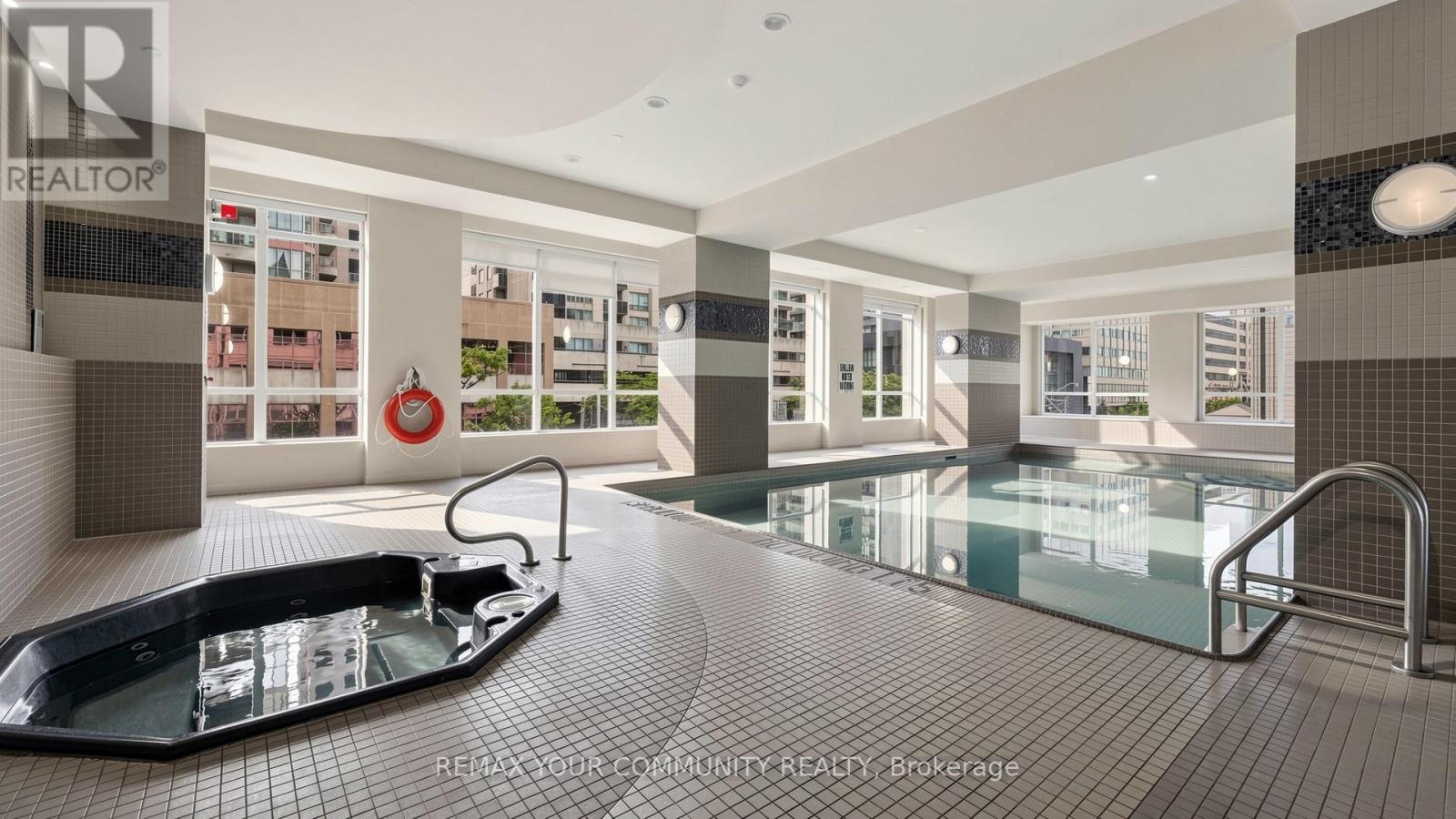 2701 - 763 Bay Street, Toronto, Ontario  M5G 2R3 - Photo 34 - C12934778