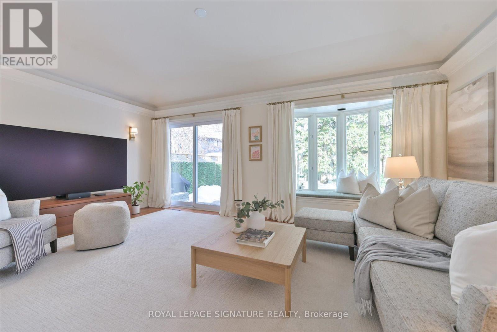 185 Sloane Avenue, Toronto, Ontario  M4A 2C5 - Photo 16 - C12934862