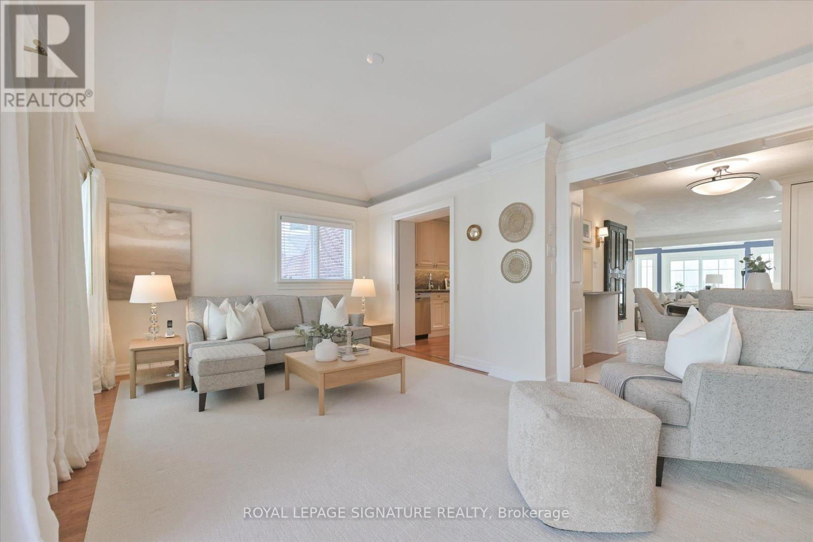 185 Sloane Avenue, Toronto, Ontario  M4A 2C5 - Photo 17 - C12934862