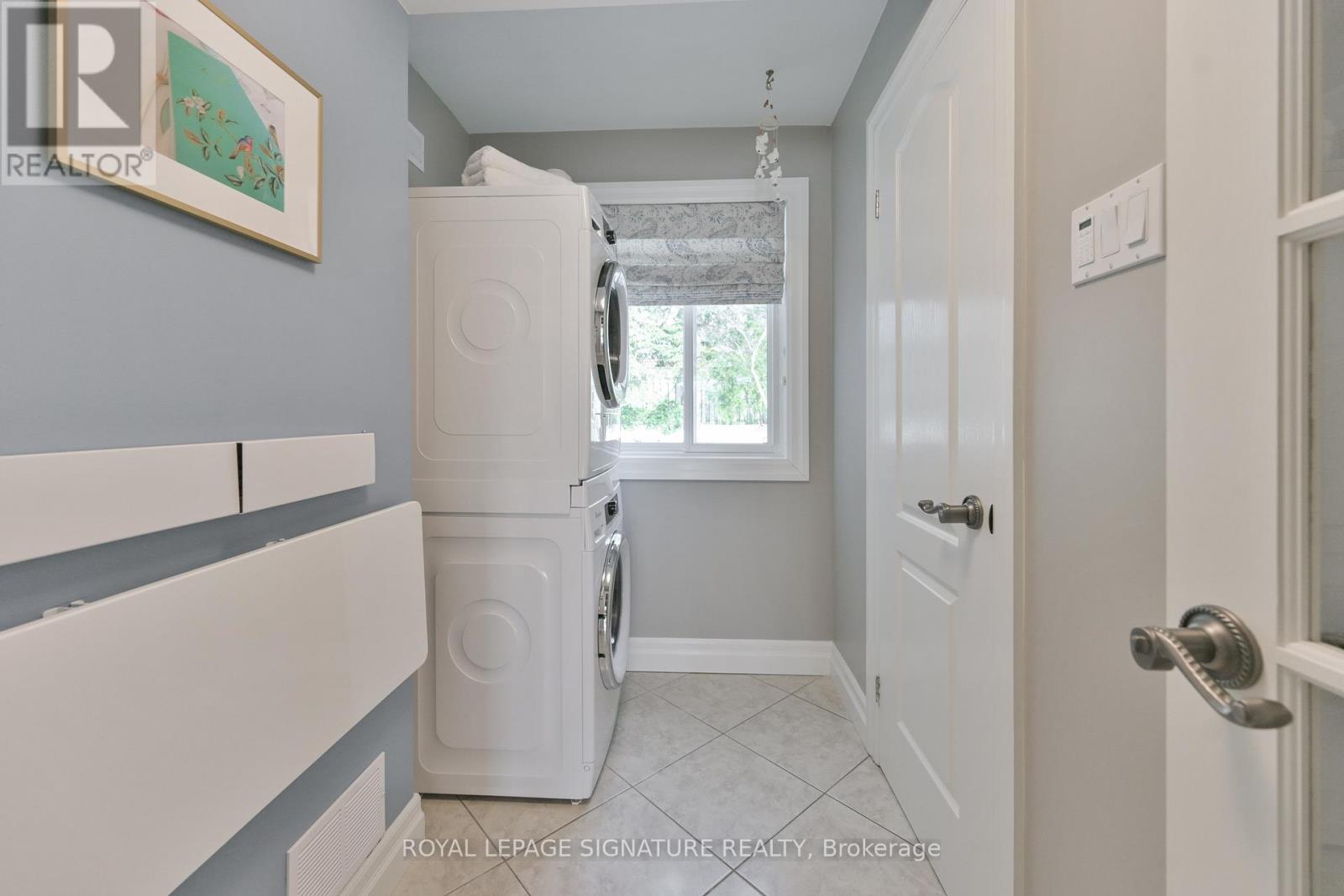 185 Sloane Avenue, Toronto, Ontario  M4A 2C5 - Photo 24 - C12934862