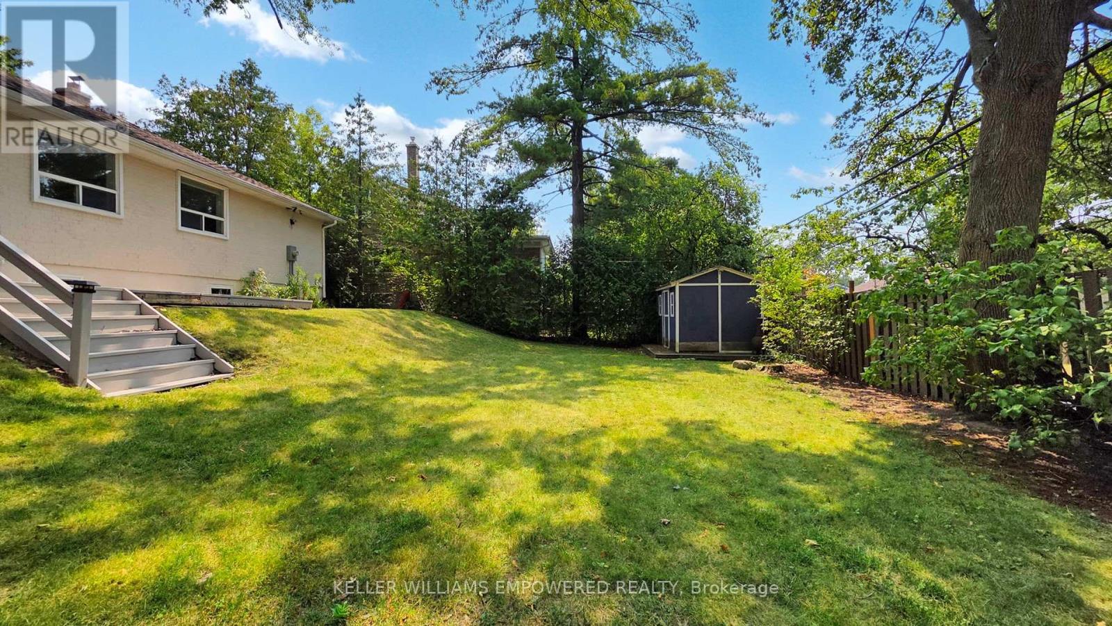 30 Paperbirch Drive, Toronto, Ontario  M3C 2E7 - Photo 47 - C12934866