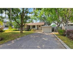 30 PAPERBIRCH DRIVE, Toronto, Ontario