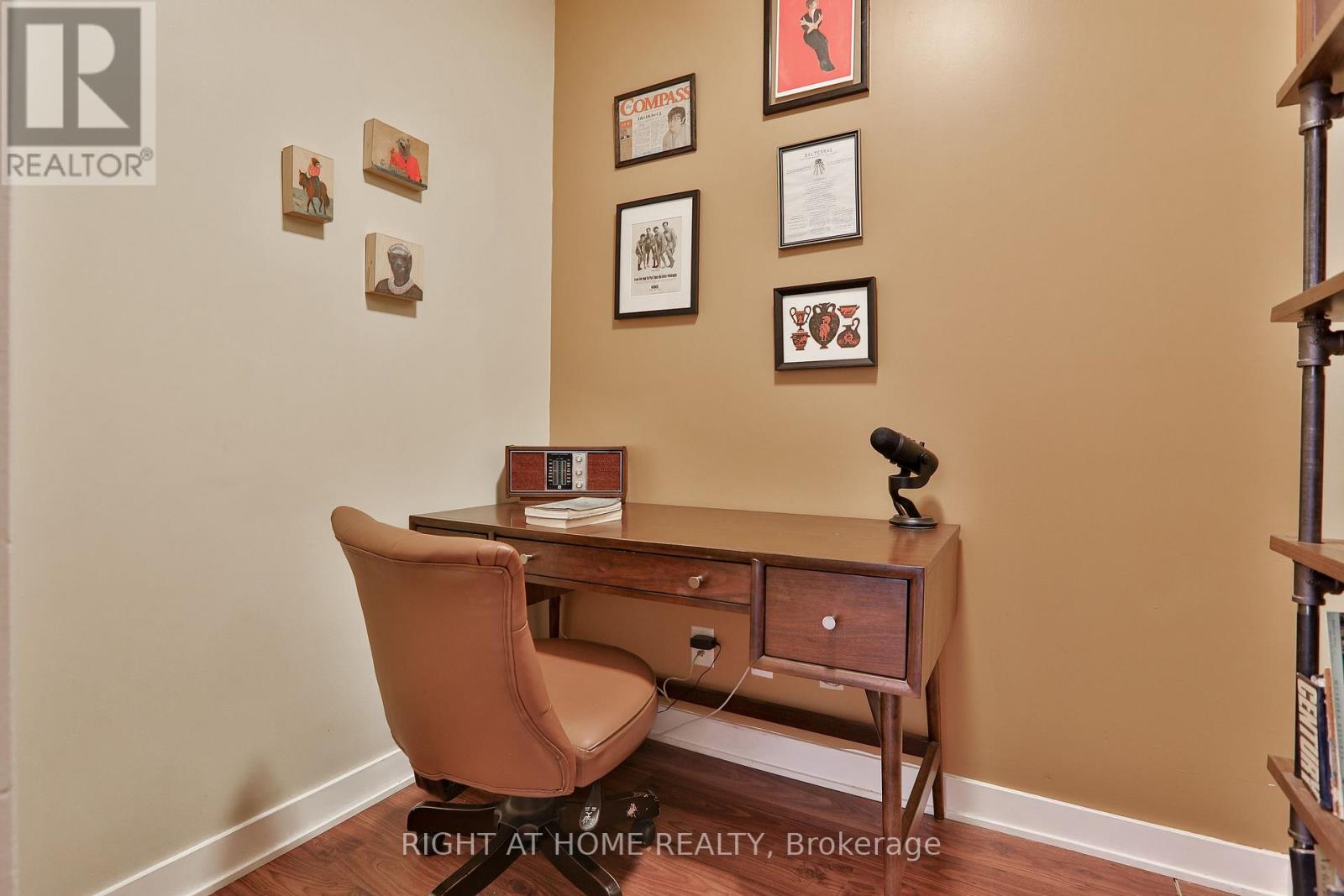 208 - 260 Sackville Street, Toronto, Ontario M5A 0B3 - Photo 10 - C12934922