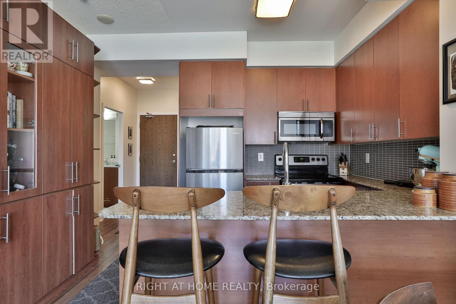 208 - 260 Sackville Street, Toronto, Ontario M5A 0B3 - Photo 14 - C12934922