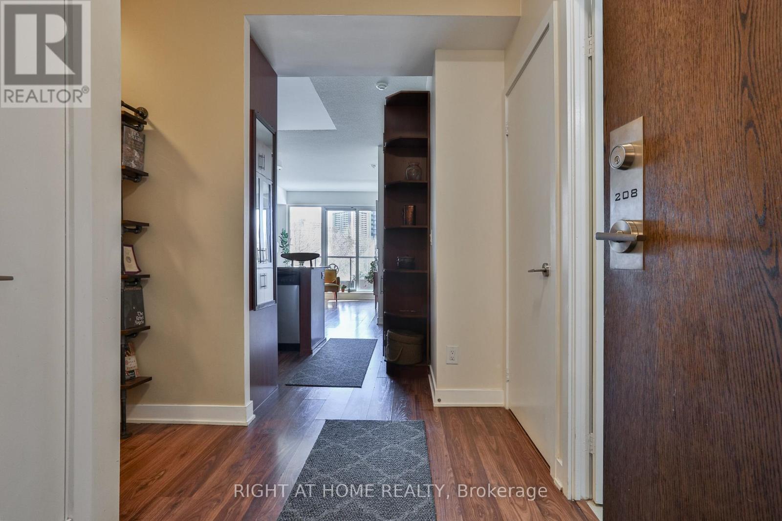 208 - 260 Sackville Street, Toronto, Ontario M5A 0B3 - Photo 5 - C12934922