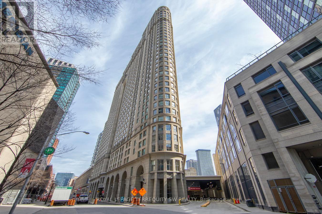 2102 - 25 THE ESPLANADE, Toronto, Ontario