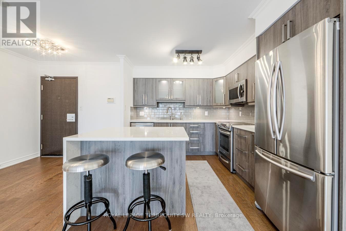 2102 - 25 The Esplanade, Toronto, Ontario  M5E 1W5 - Photo 10 - C12934930