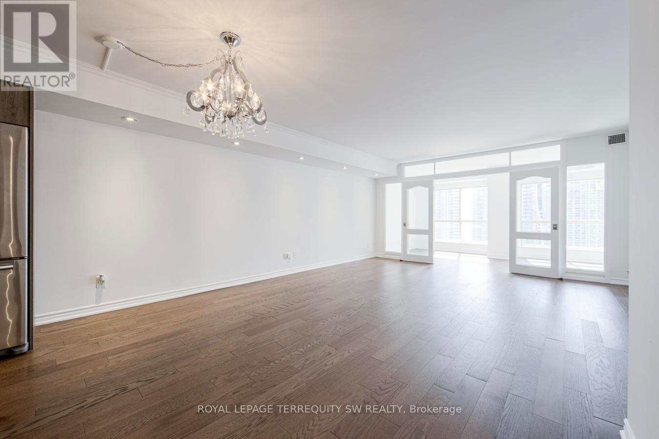 2102 - 25 The Esplanade, Toronto, Ontario  M5E 1W5 - Photo 13 - C12934930