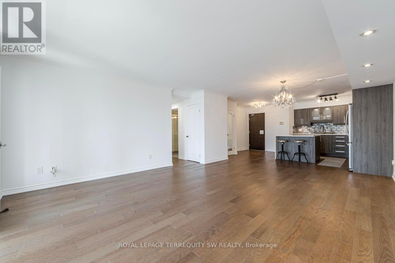 2102 - 25 The Esplanade, Toronto, Ontario  M5E 1W5 - Photo 16 - C12934930