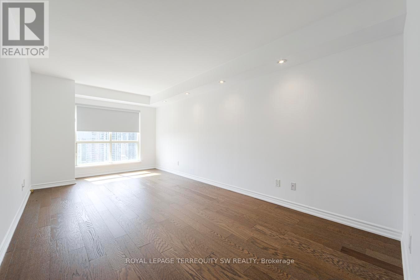 2102 - 25 The Esplanade, Toronto, Ontario  M5E 1W5 - Photo 24 - C12934930