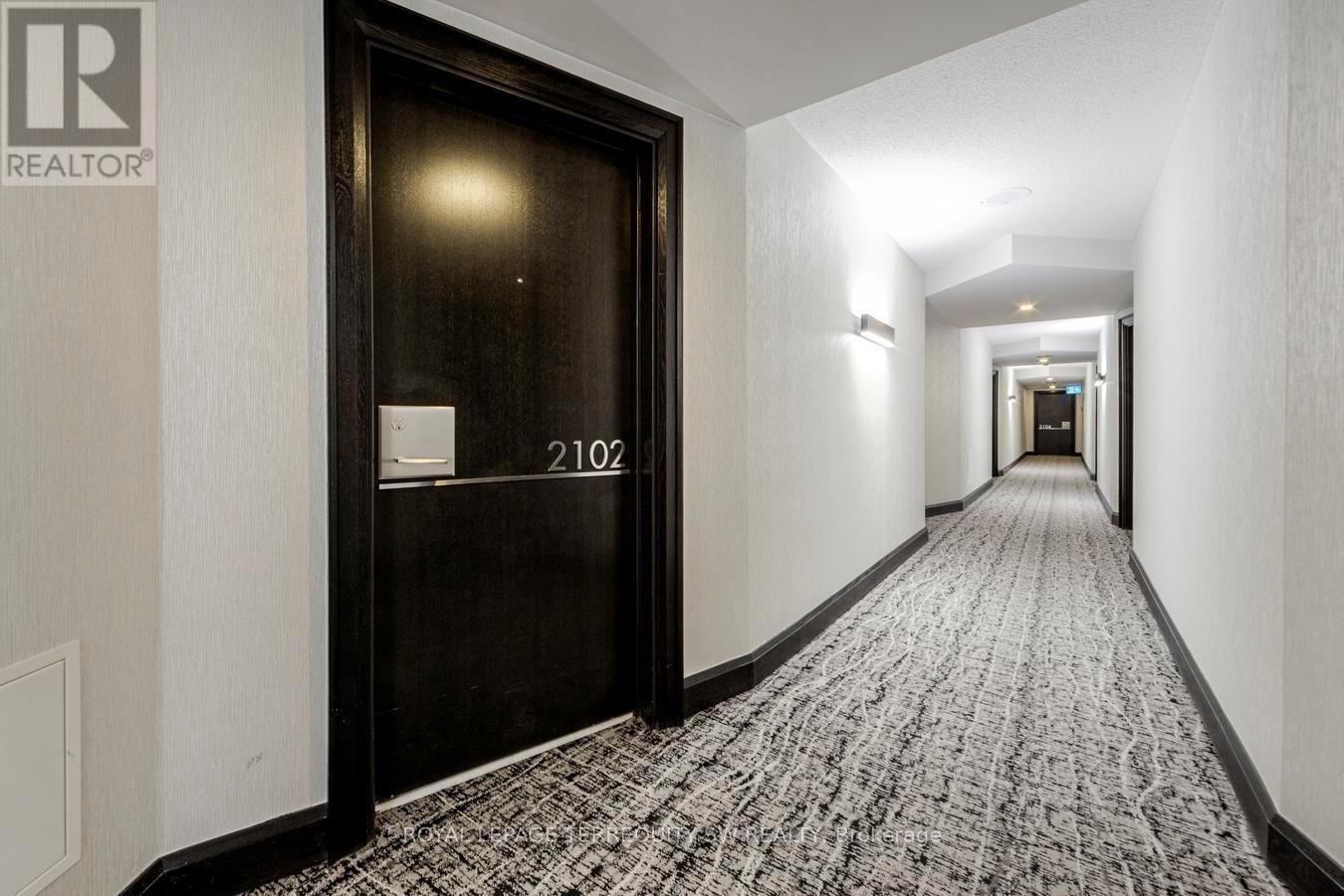 2102 - 25 The Esplanade, Toronto, Ontario  M5E 1W5 - Photo 3 - C12934930