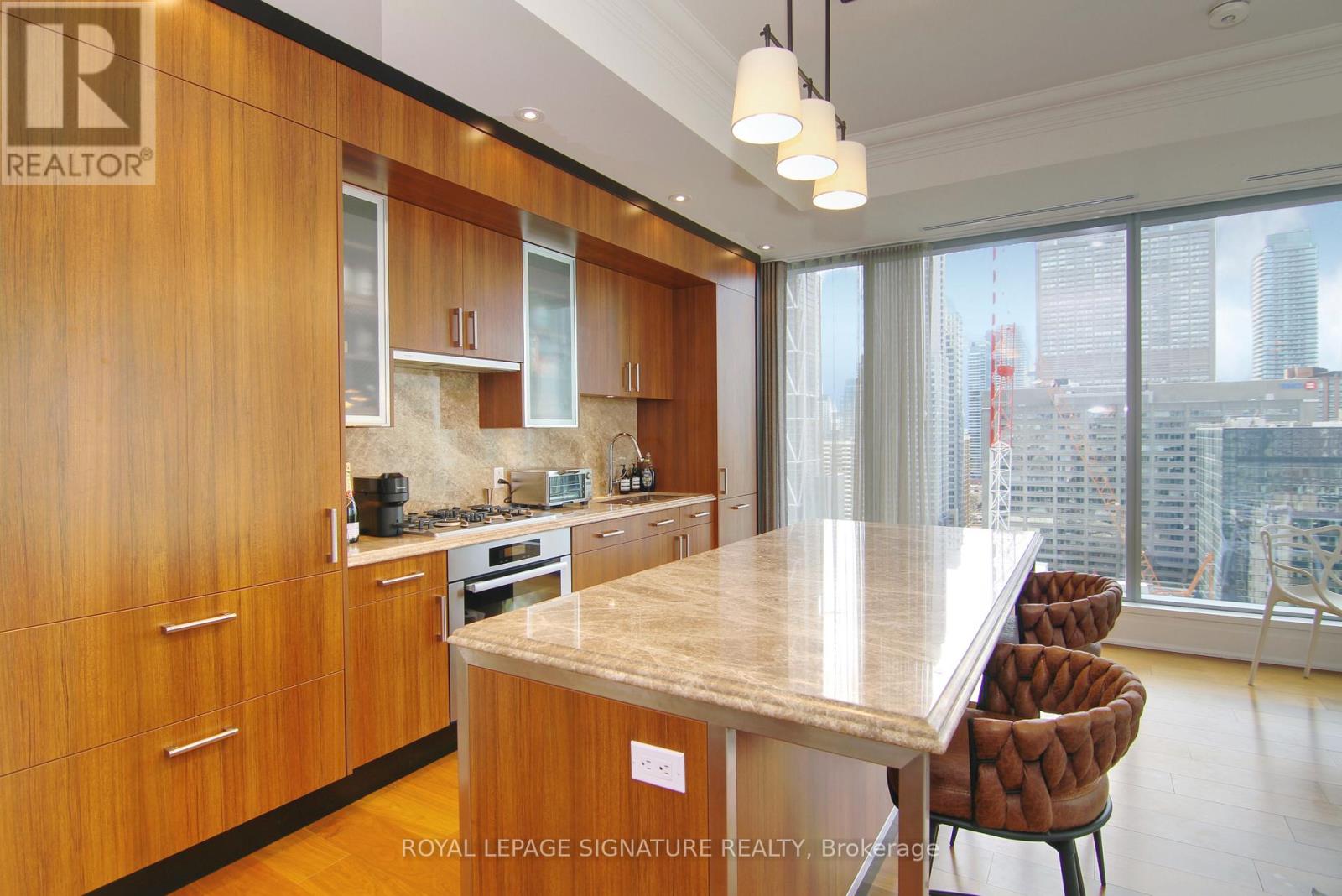 1905 - 55 Scollard Street, Toronto, Ontario  M5R 0A1 - Photo 5 - C12934948