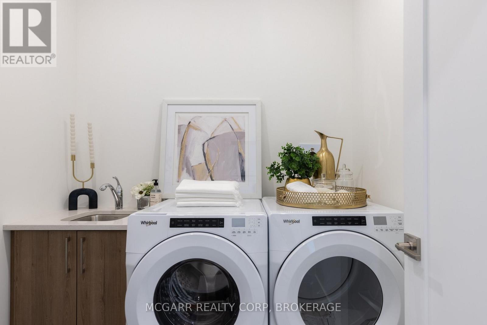 403 - 77 Yates Street, St. Catharines, Ontario  L2R 5R7 - Photo 25 - X12934456