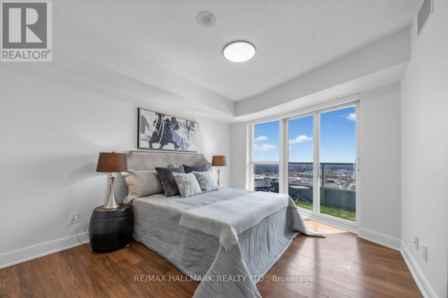 3918 - 135 Village Green Square, Toronto, Ontario  M1S 0G4 - Photo 14 - E12934732