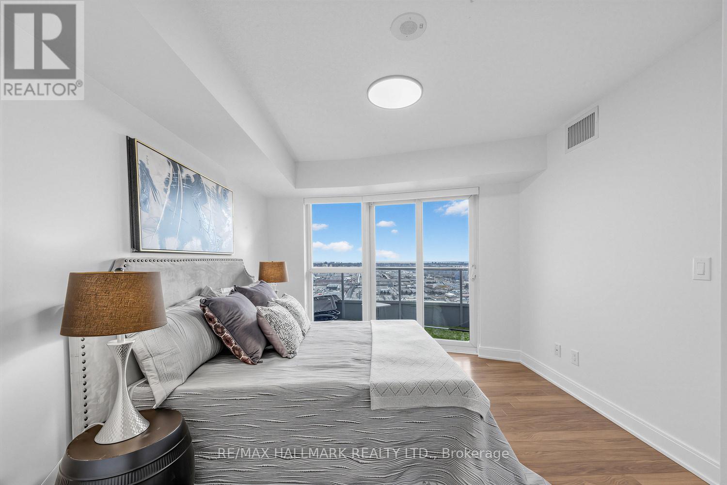 3918 - 135 Village Green Square, Toronto, Ontario  M1S 0G4 - Photo 15 - E12934732