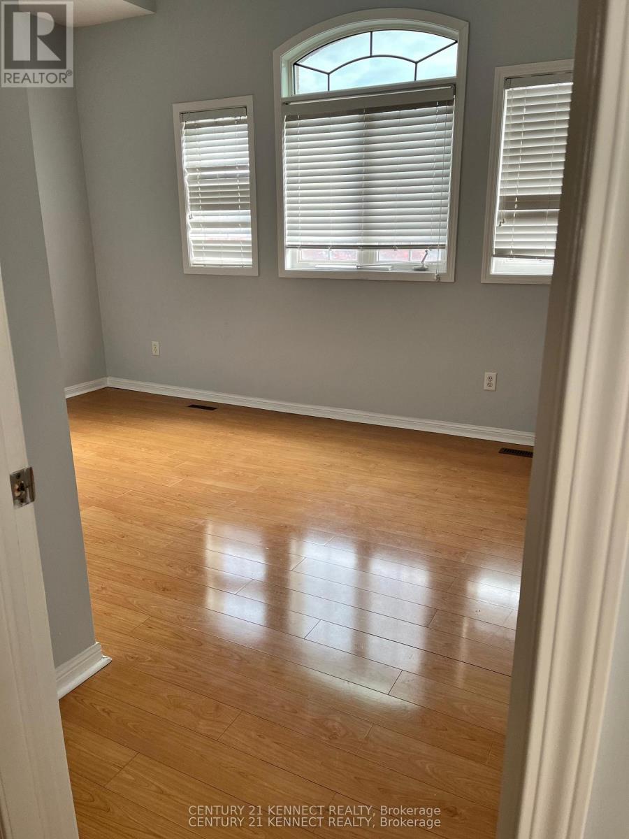 134 Medland Avenue, Whitby, Ontario  L1P 1W7 - Photo 12 - E12934772