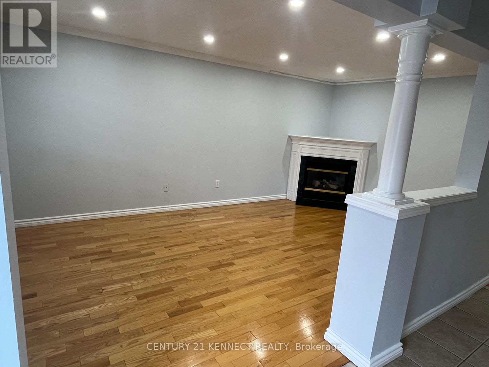 134 Medland Avenue, Whitby, Ontario  L1P 1W7 - Photo 7 - E12934772