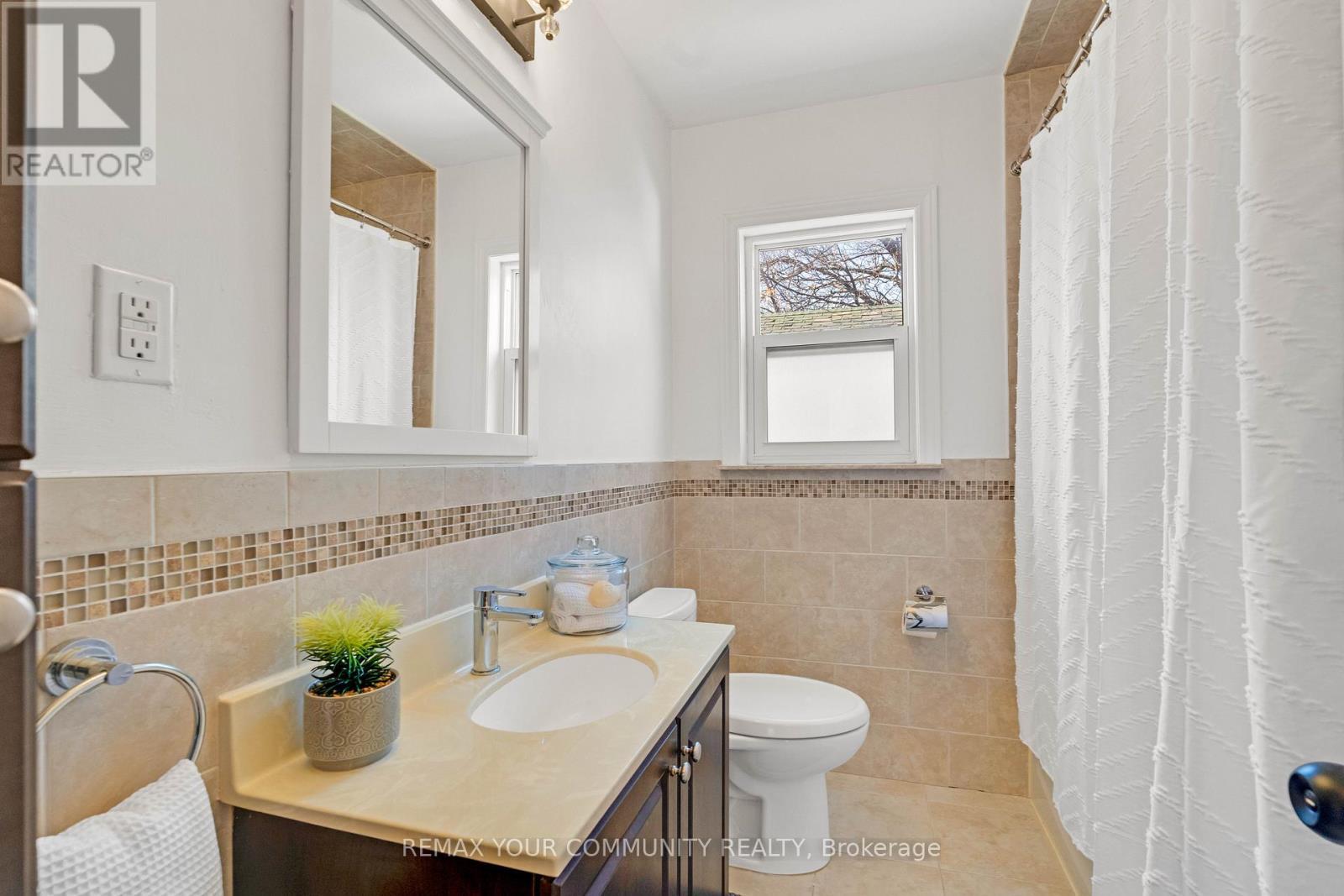 6 Janet Boulevard, Toronto, Ontario  M1R 1H6 - Photo 15 - E12934870