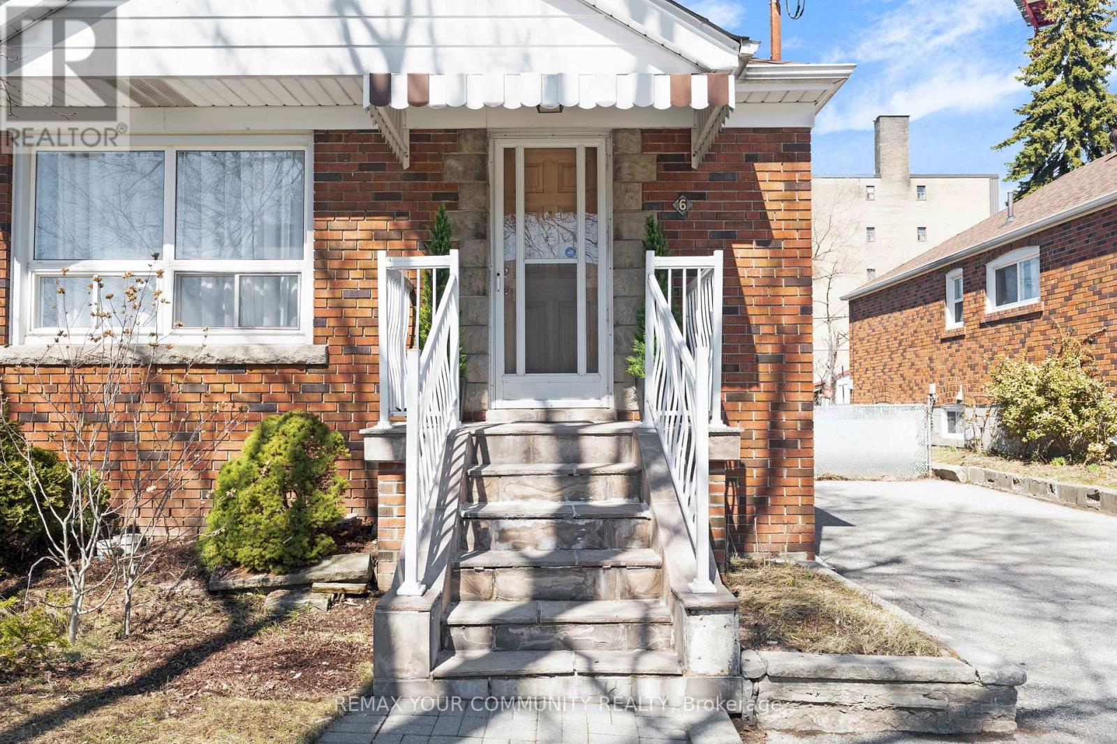 6 Janet Boulevard, Toronto, Ontario  M1R 1H6 - Photo 5 - E12934870