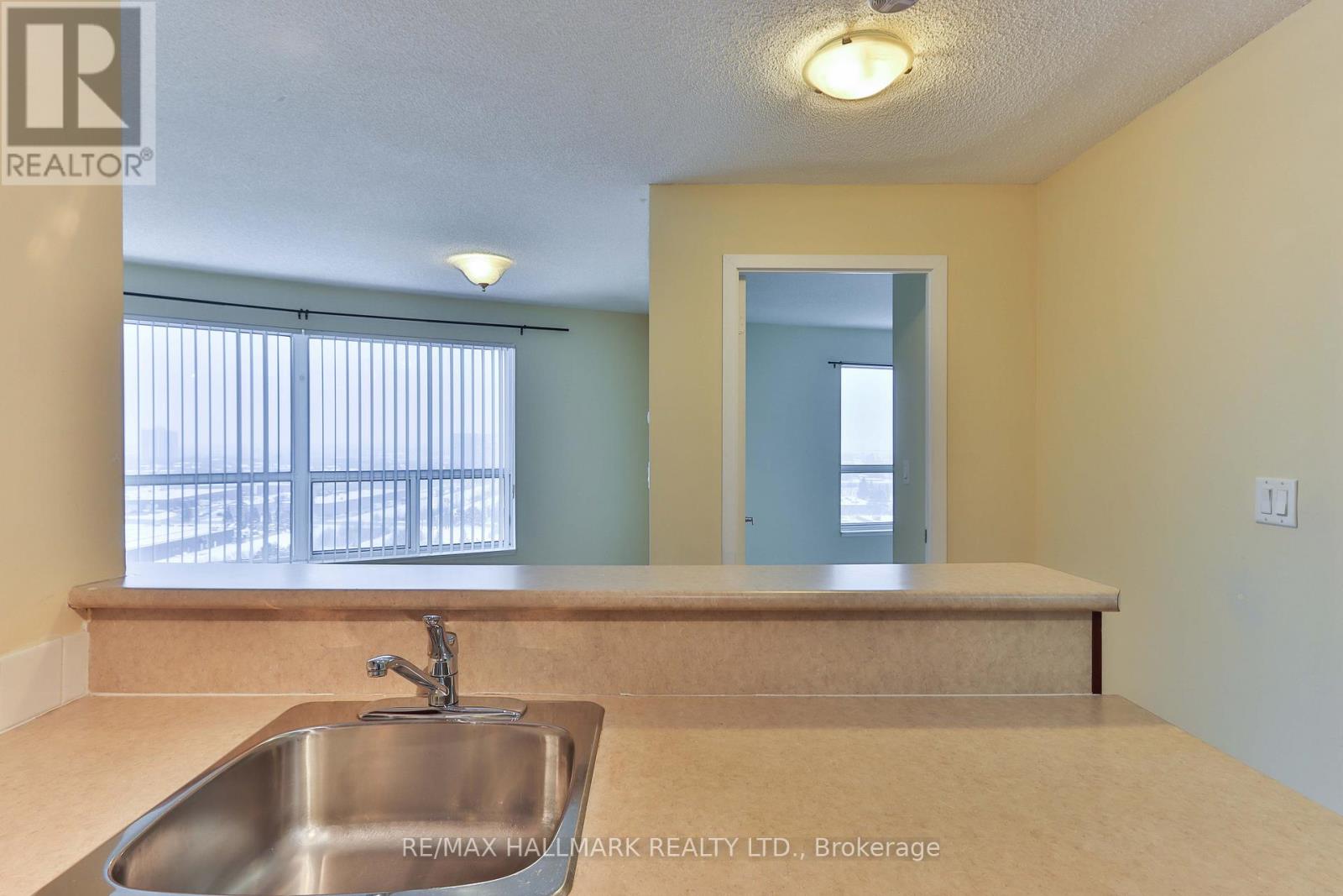 1612 - 36 Lee Centre Drive, Toronto, Ontario  M1H 3J1 - Photo 10 - E12934974