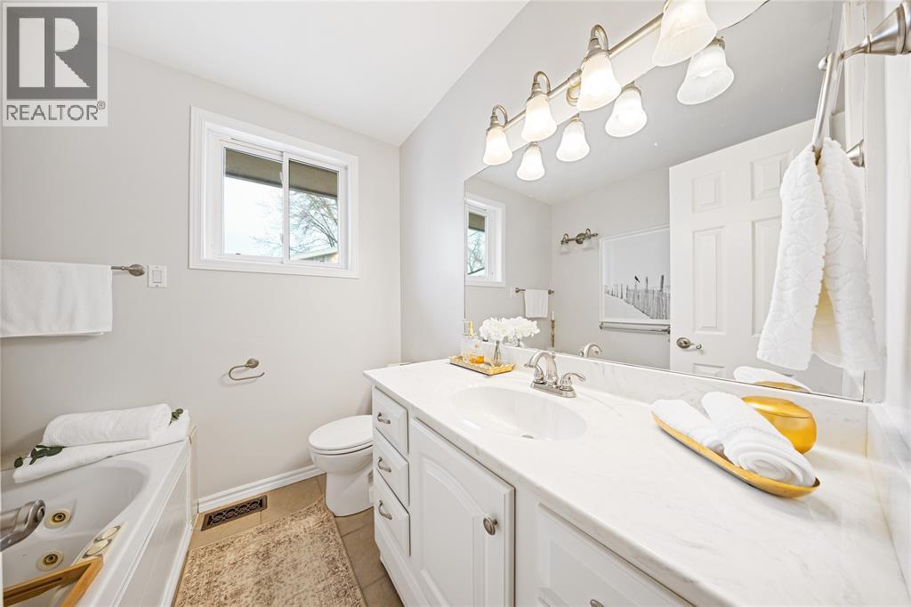 308 Ashwood Court, St Clair, Ontario  N0N 1G0 - Photo 12 - 26006499