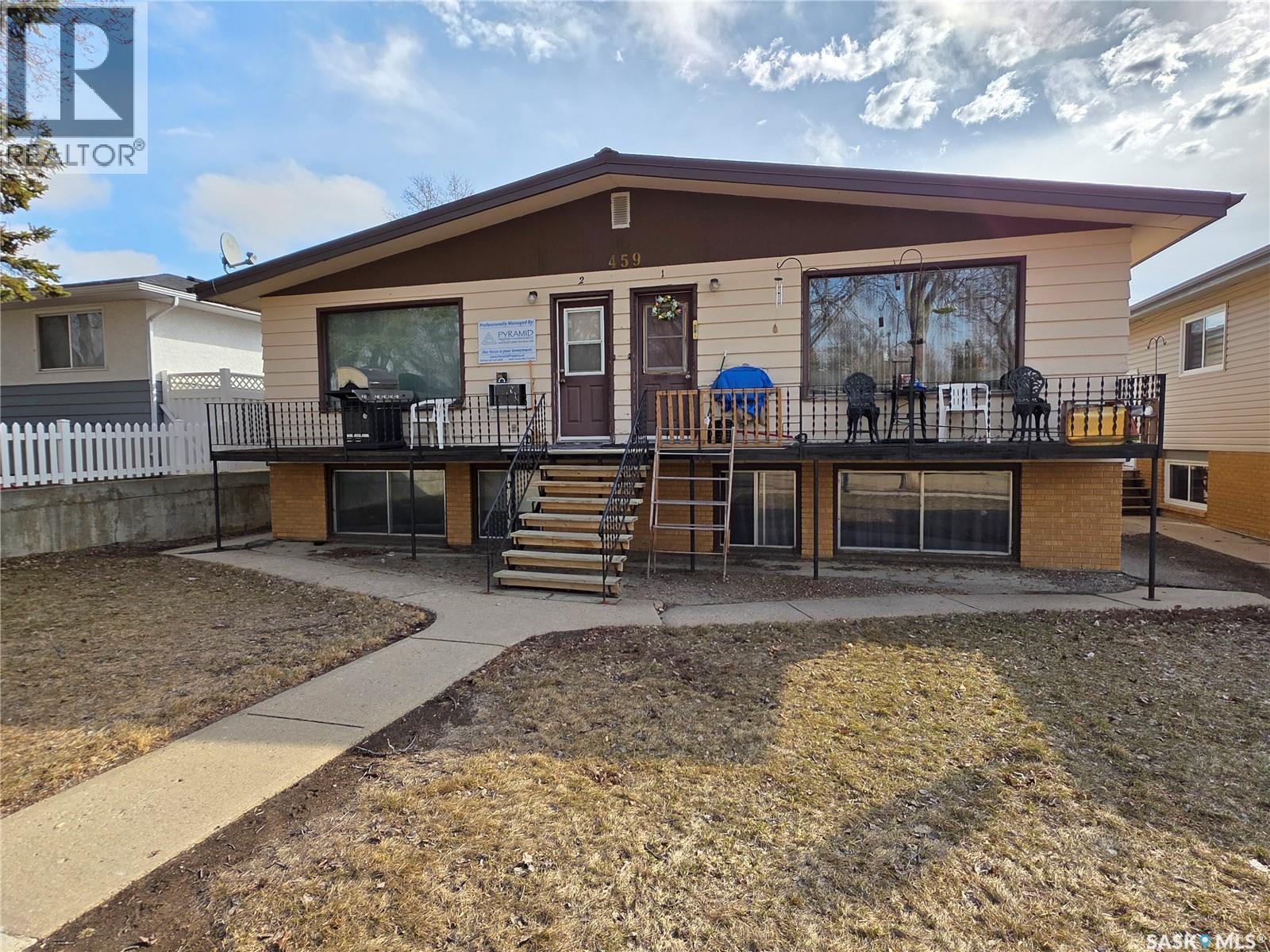 459 6th AVENUE NW, swift current, Saskatchewan