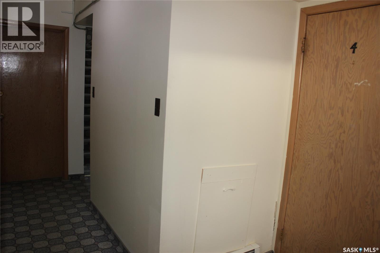 459 6th Avenue Nw, Swift Current, Saskatchewan  S9H 0Y2 - Photo 24 - SK031577