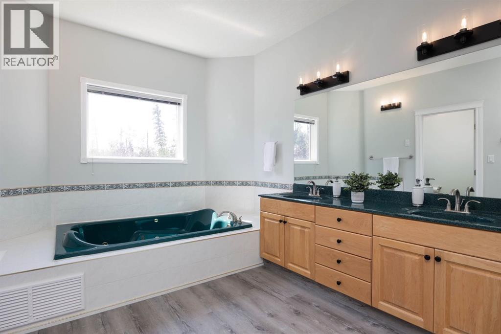 127 Berard Crescent, Fort Mcmurray, Alberta  T9K 1V8 - Photo 26 - A2285933