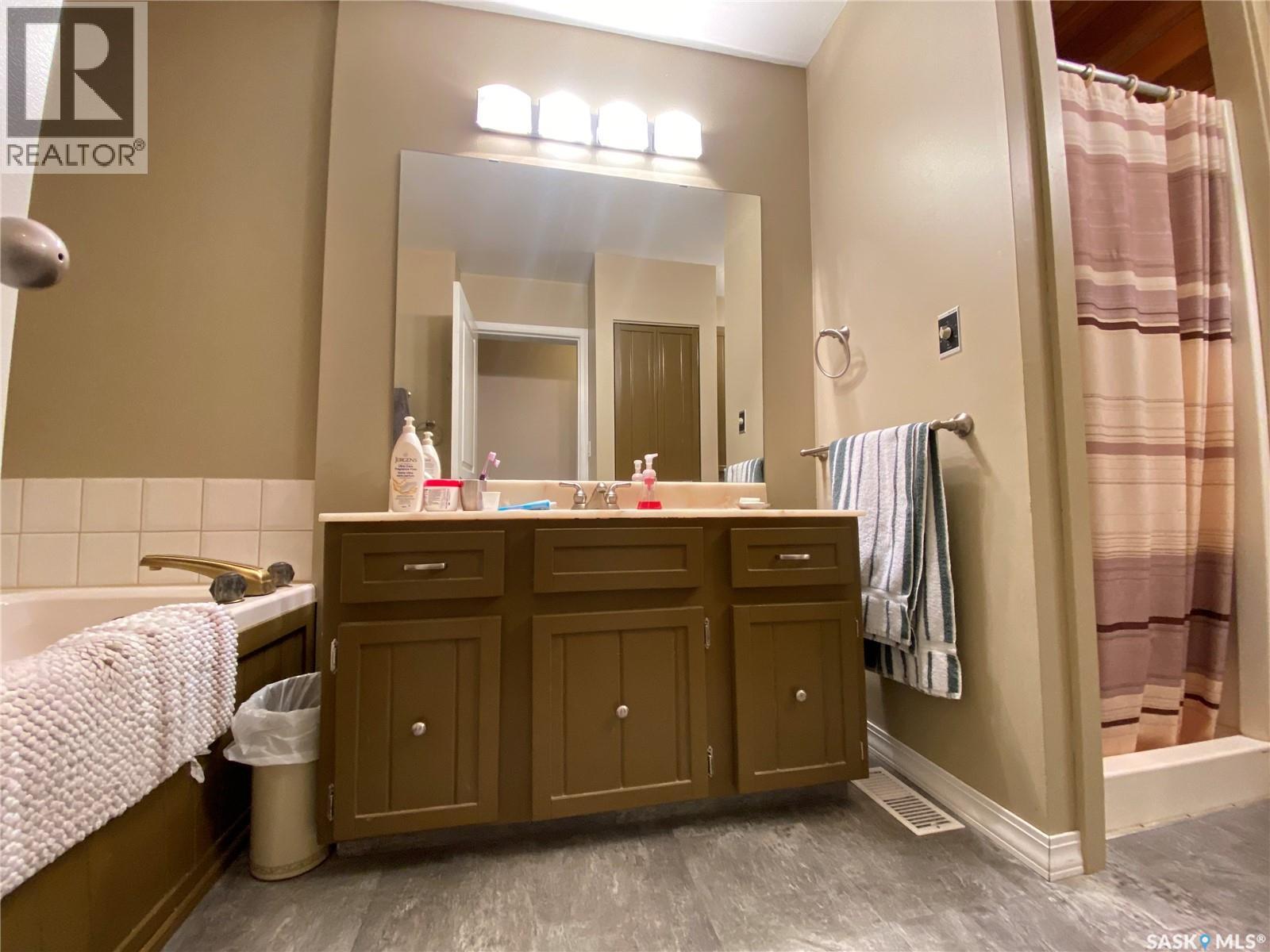 389 Maple Avenue, Yorkton, Saskatchewan  S3N 1X2 - Photo 15 - SK031421