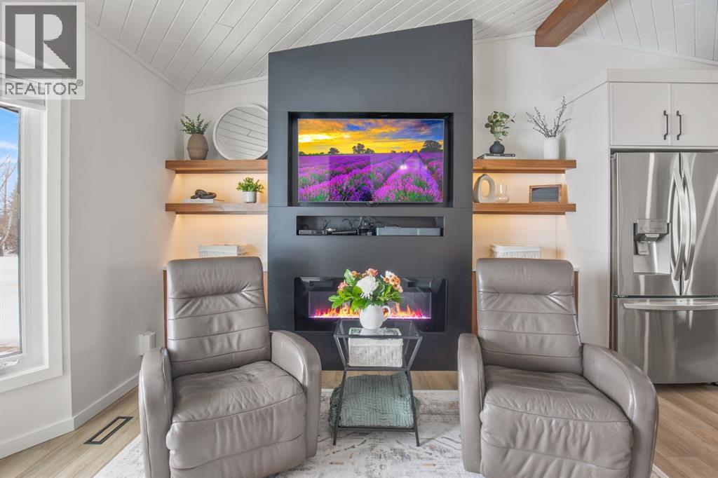 72 Mclean Street, Red Deer, Alberta  T4R 1T7 - Photo 4 - A2290595