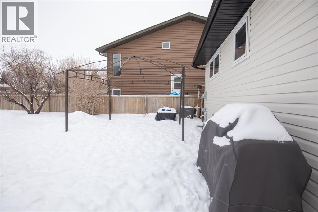 72 Mclean Street, Red Deer, Alberta  T4R 1T7 - Photo 30 - A2290595