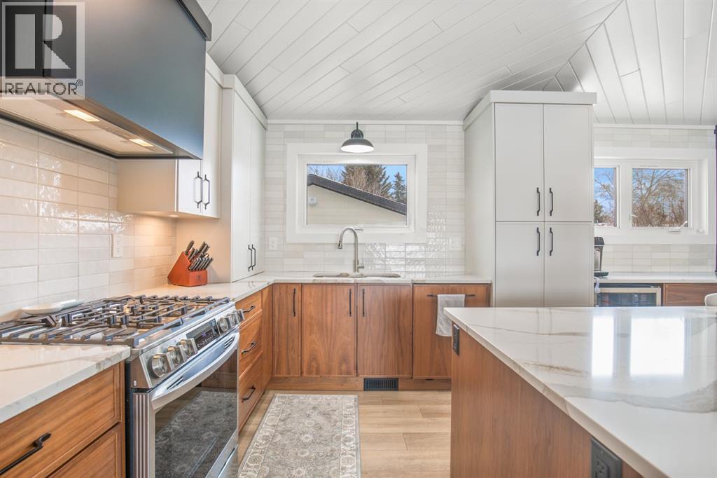 72 Mclean Street, Red Deer, Alberta  T4R 1T7 - Photo 10 - A2290595